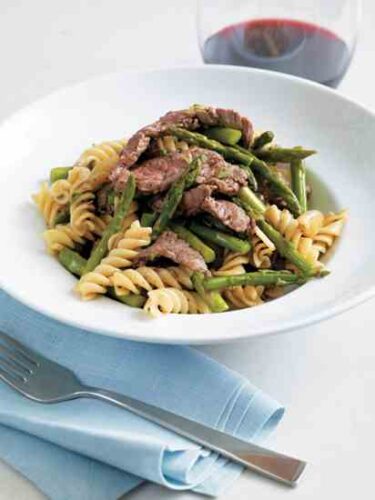 Stir-Fry Beef Recipe with Asparagus and Rotini